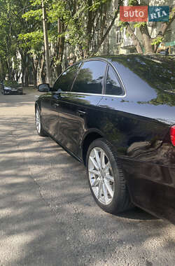 Седан Audi A4 2014 в 