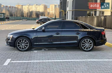 Седан Audi A4 2014 в 
