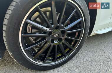Седан Audi A4 2020 в 