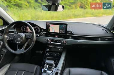 Седан Audi A4 2020 в 