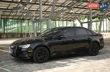 Седан Audi A4 2016 в Львове
