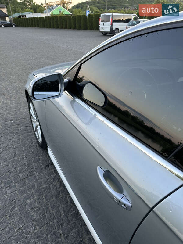 Седан Audi A4 2014 в Львові