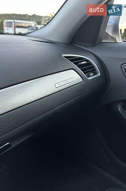Седан Audi A4 2014 в Львове