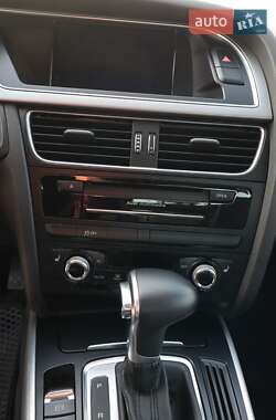 Седан Audi A4 2012 в 