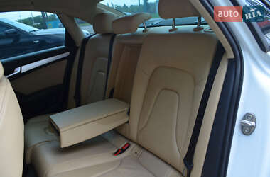 Седан Audi A4 2015 в 