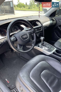 Седан Audi A4 2012 в 