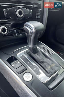 Седан Audi A4 2012 в 