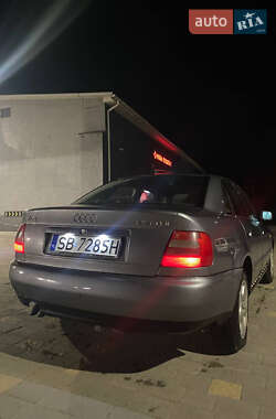 Седан Audi A4 1998 в 