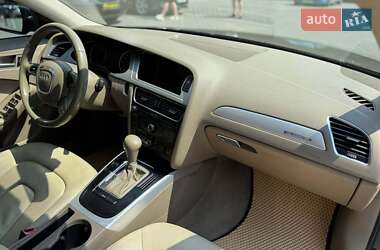 Седан Audi A4 2011 в 