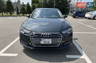 Седан Audi A4 2016 в 