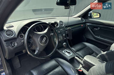 Кабриолет Audi A4 2002 в 