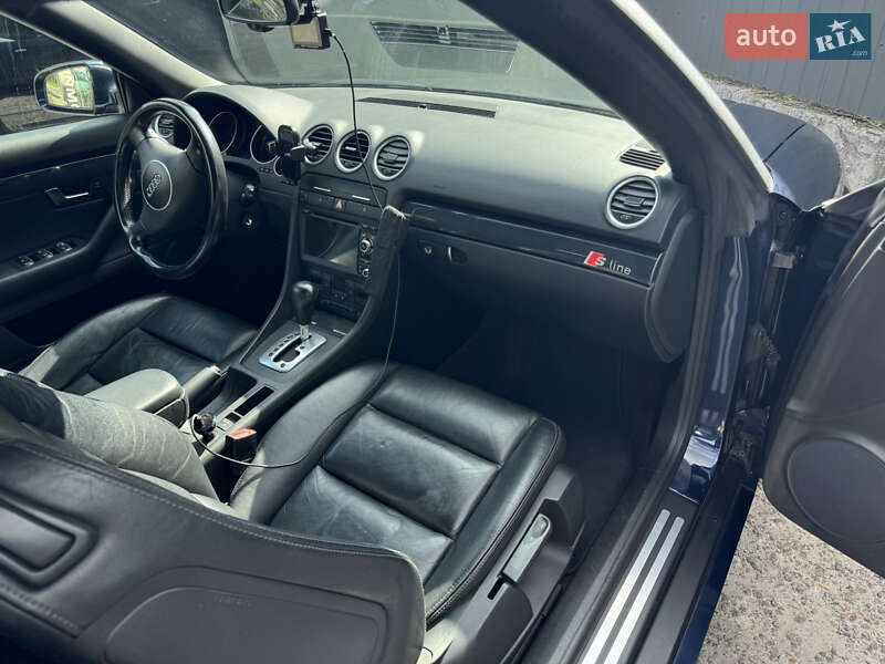 Кабриолет Audi A4 2003 в Киеве