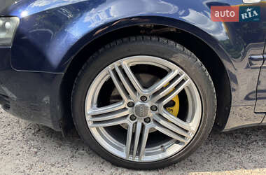 Кабриолет Audi A4 2002 в 