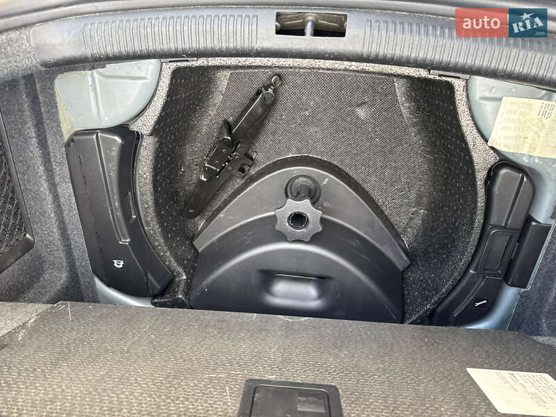 Кабриолет Audi A4 2003 в Киеве