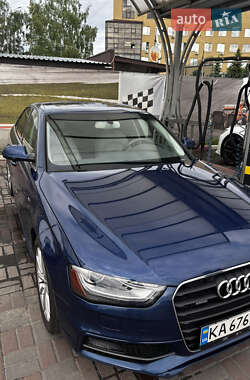 Седан Audi A4 2014 в 