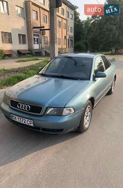 Седан Audi A4 1998 в Хмельницком
