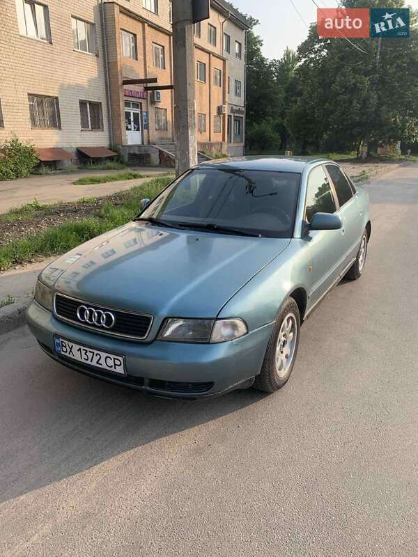 Седан Audi A4 1998 в Хмельницком