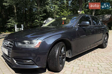 Седан Audi A4 2012 в 