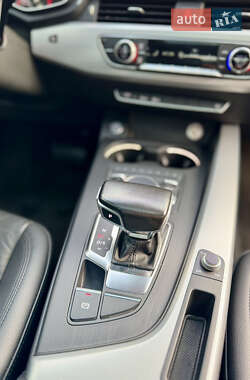 Седан Audi A4 2016 в 