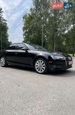 Седан Audi A4 2017 в 