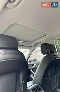 Седан Audi A4 2017 в 