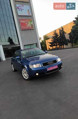 Седан Audi A4 2004 в 