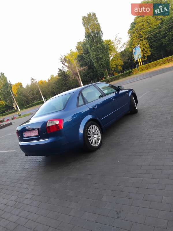 Седан Audi A4 2004 в Каменском