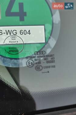 Седан Audi A4 2004 в 