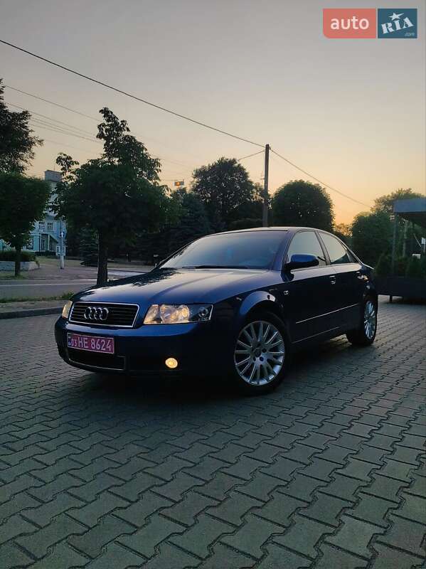 Седан Audi A4 2004 в Каменском