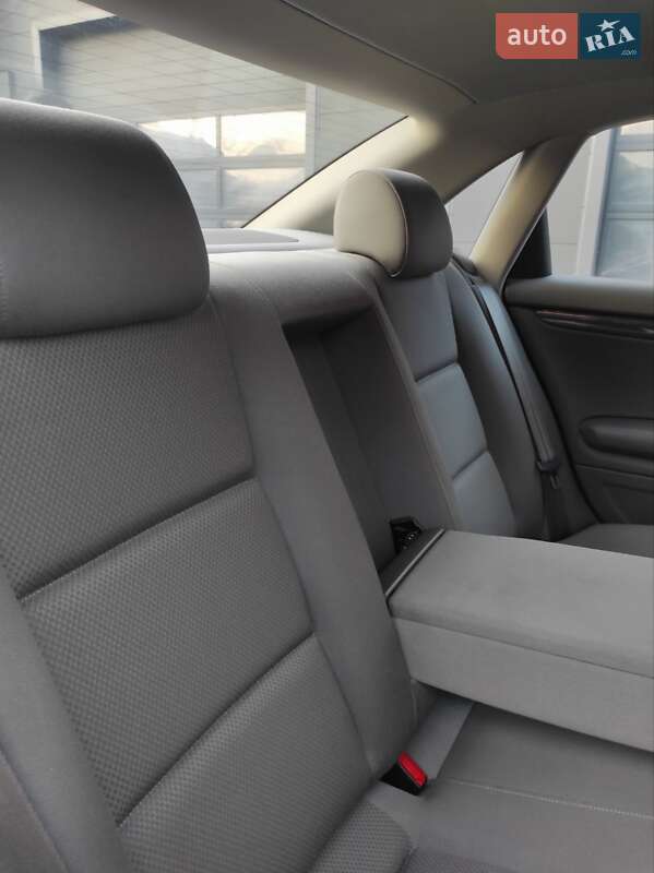 Седан Audi A4 2004 в Каменском