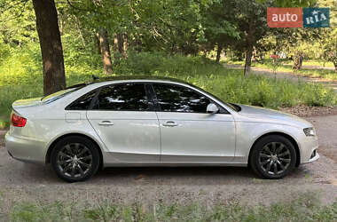 Седан Audi A4 2011 в 