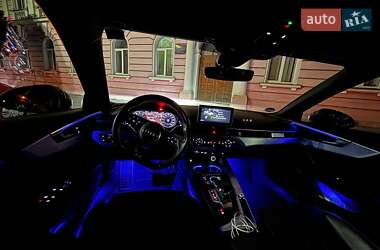 Седан Audi A4 2018 в 