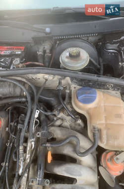 Седан Audi A4 1997 в 