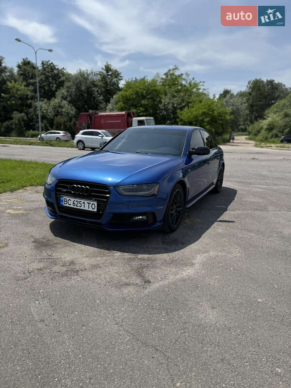 Седан Audi A4 2015 в Львове