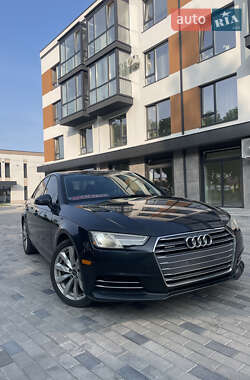 Седан Audi A4 2017 в 