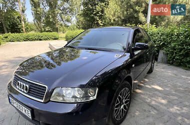Седан Audi A4 2001 в 