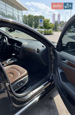 Седан Audi A4 2014 в 