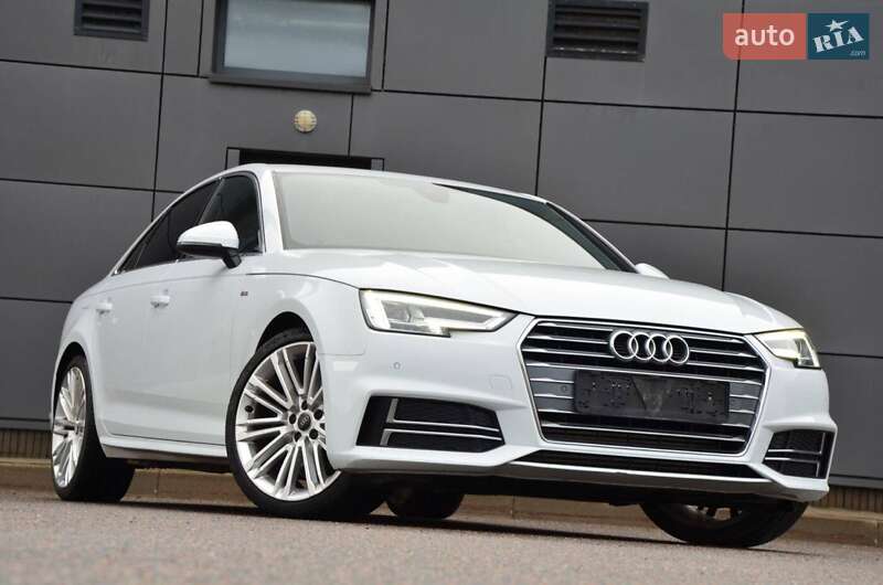Седан Audi A4 2018 в 