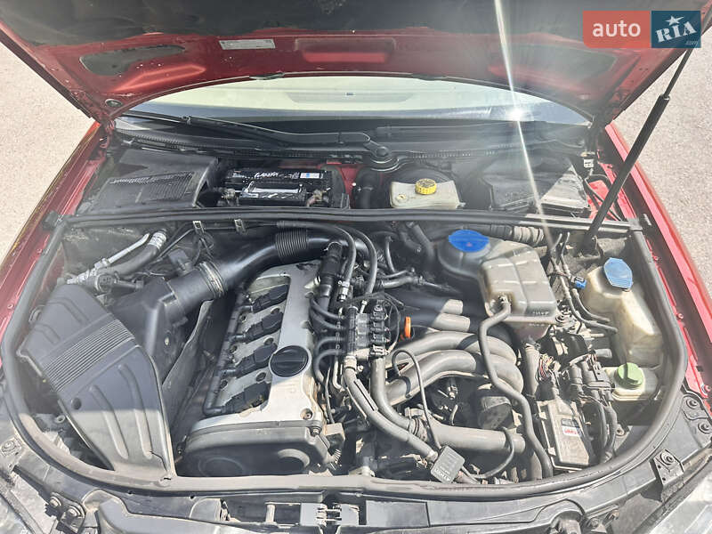 Седан Audi A4 2006 в Гребенках
