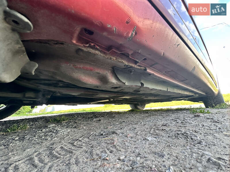 Седан Audi A4 2006 в Гребенках