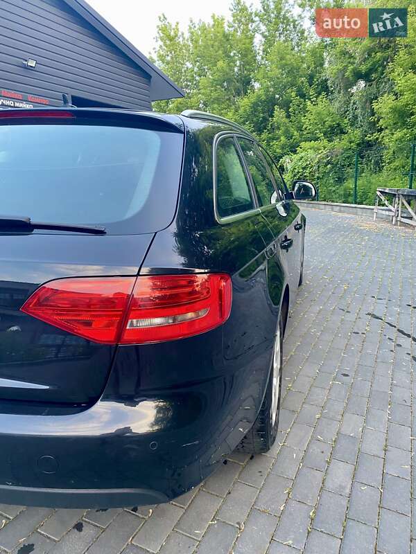 Универсал Audi A4 2009 в Ровно