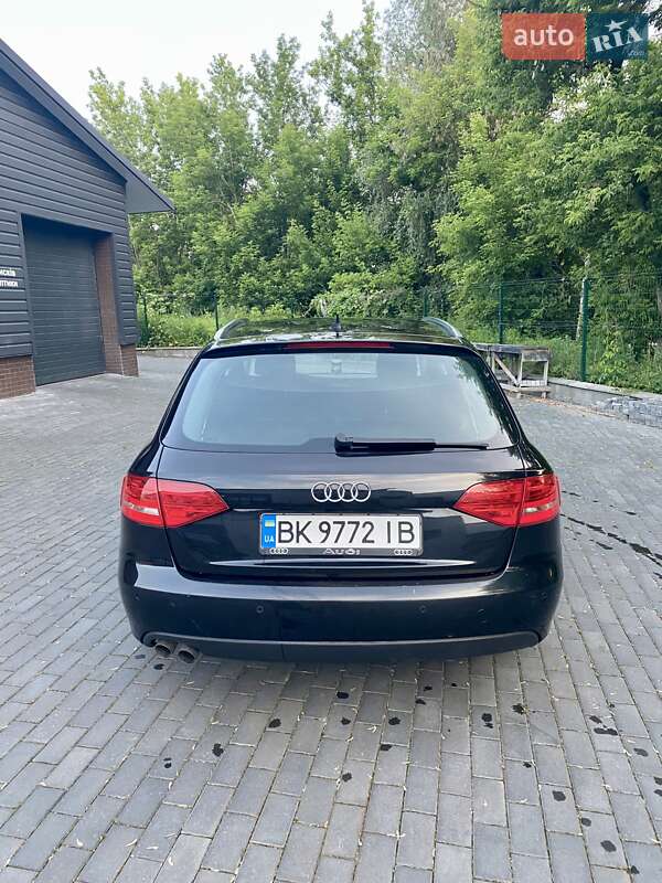 Универсал Audi A4 2009 в Ровно