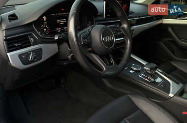 Седан Audi A4 2018 в 