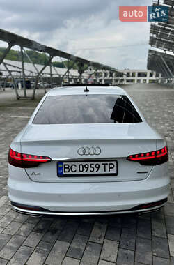 Седан Audi A4 2020 в 