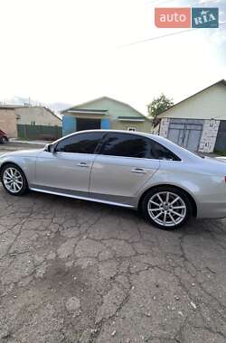 Седан Audi A4 2015 в 