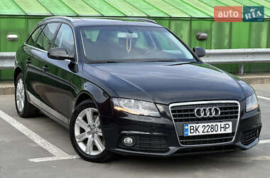 Універсал Audi A4 2009 в 
