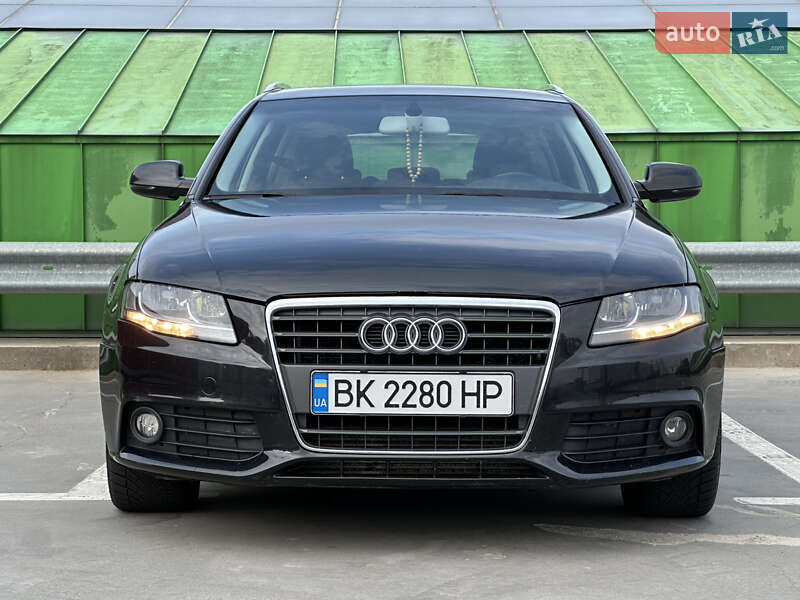 Универсал Audi A4 2009 в Киеве