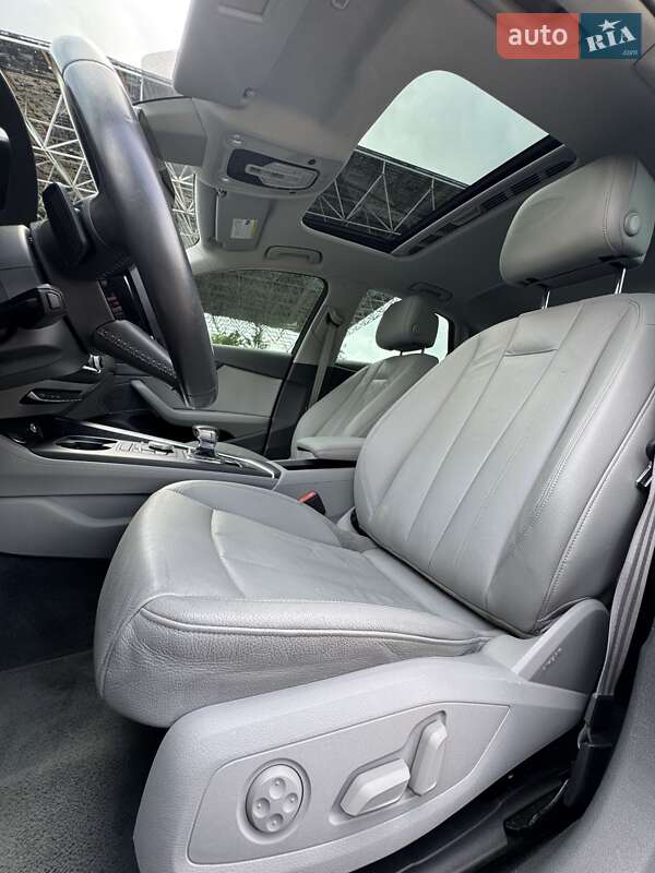 Седан Audi A4 2016 в Самборе