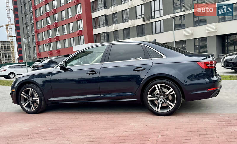 Седан Audi A4 2016 в Киеве
