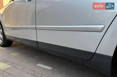 Седан Audi A4 2003 в 